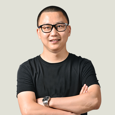 田华